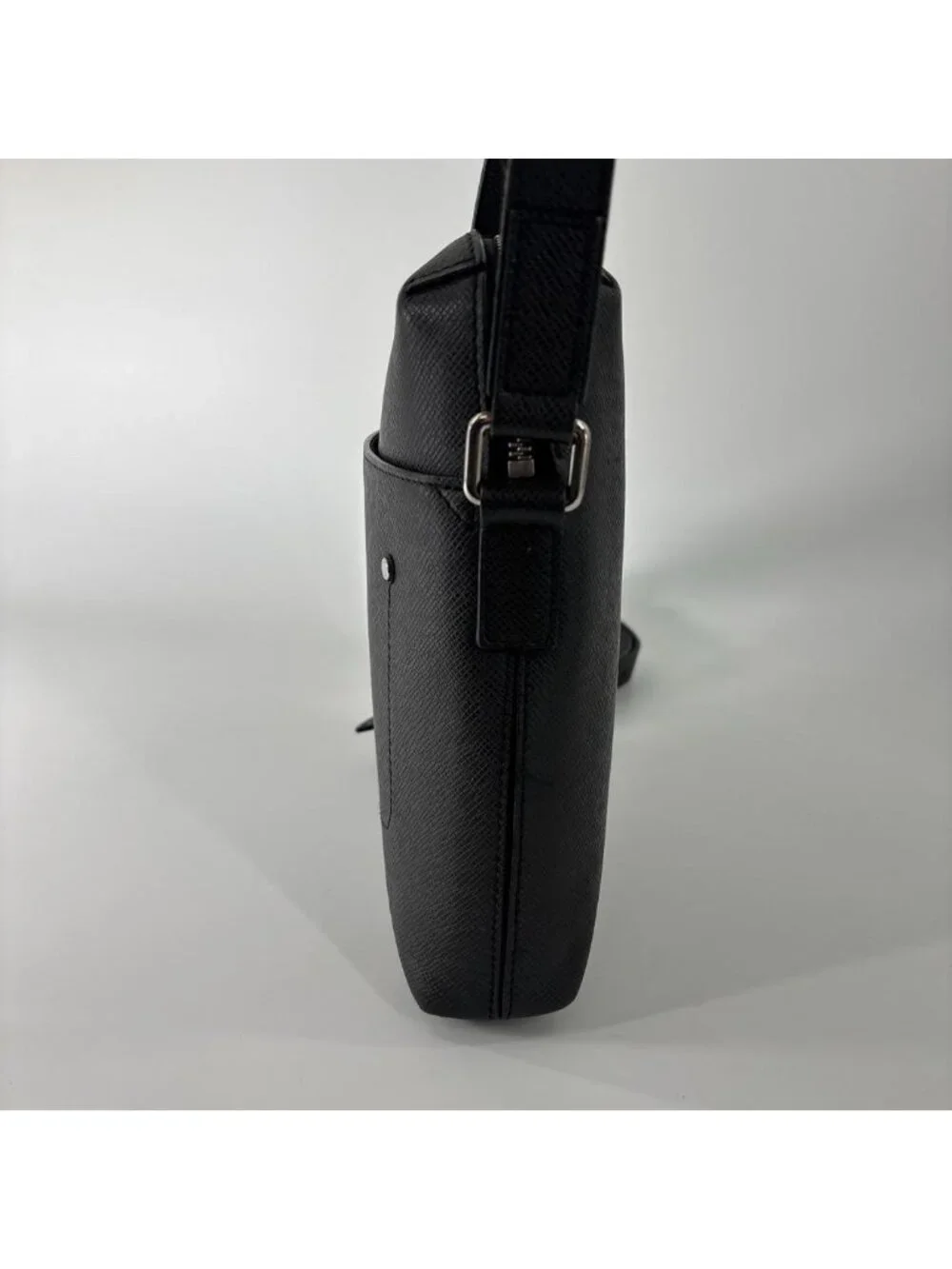 Louis Vuitton Super Taiga Grigori Shoulder Bag Black